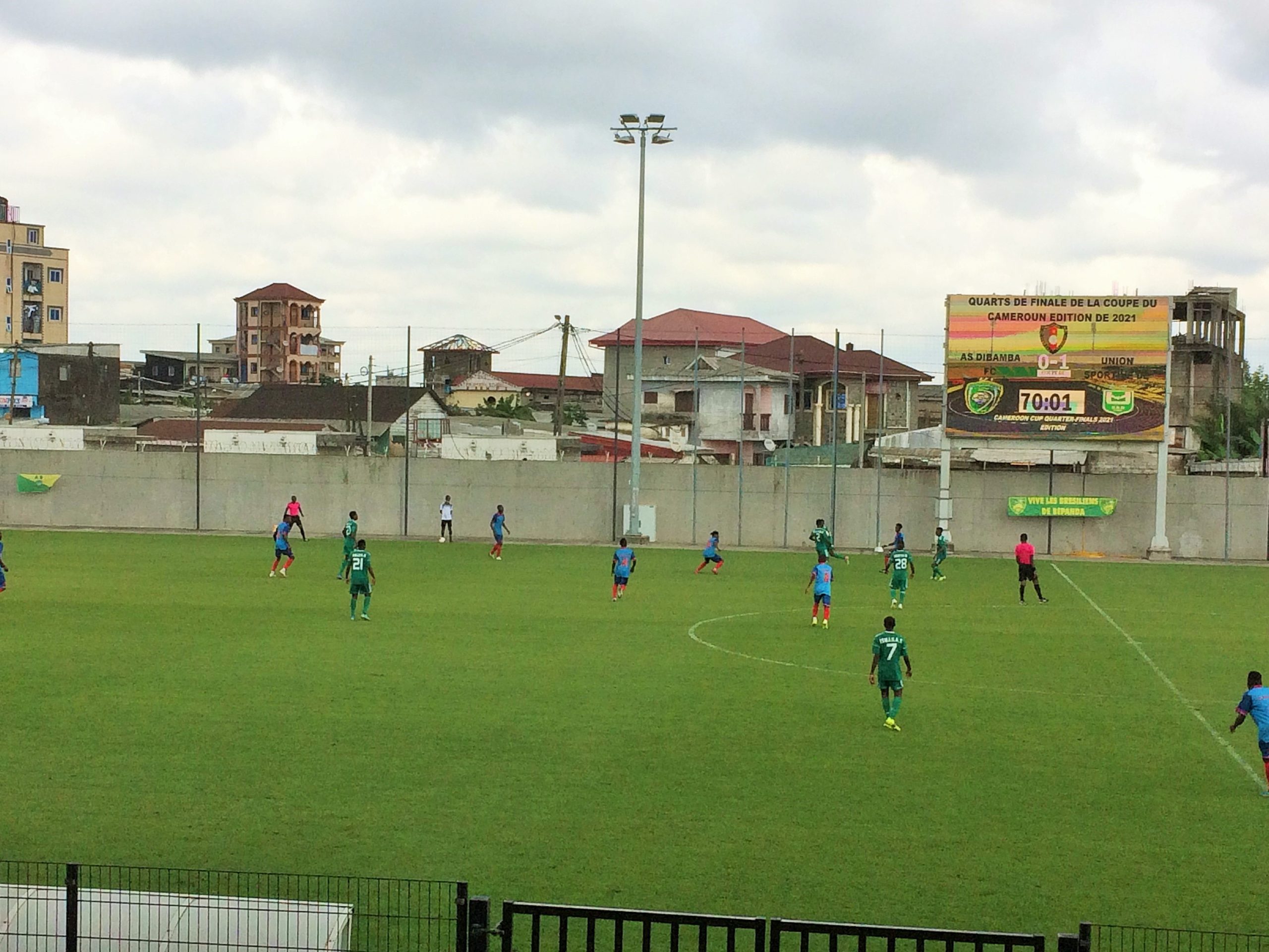 Une phase de jeu entre As Dibamba et Union Sportive de Douala. Photo: Moustapha Oumarou
