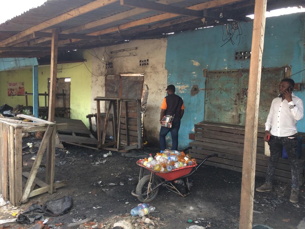 incendie au marché Dakar de Douala