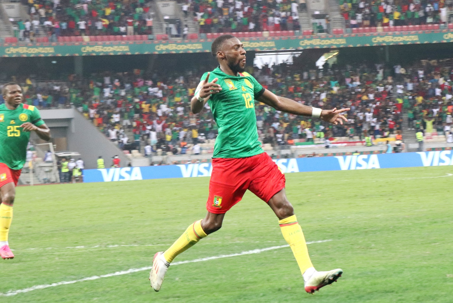 Le Cameroun s'impose au quarts de finale devant la Gambie sur la pelouse du stade Japoma à Douala