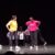 Des comédiens font du théâtre d'improvisation sur la scène de l'Institut français de Douala